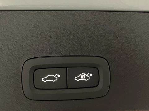 Volvo XC40 XC40 B3 PLUS BLACK EDITION