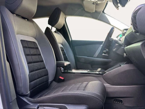 Citroën C4 Collection Hybrid ë-DCS6 107 kW (145 CV)