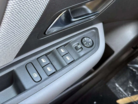 Citroën C4 Collection Hybrid ë-DCS6 107 kW (145 CV)