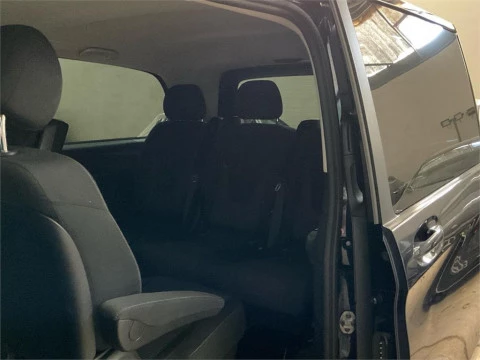 Mercedes-Benz Clase V 220 d Avantgarde Largo