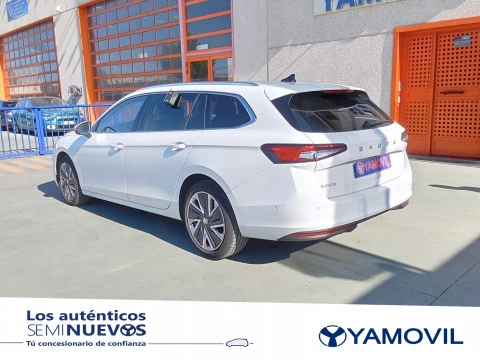 Skoda Superb 1.5 TSI m-HEV Selection DSG 110 kW (150 CV)