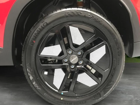 Omoda 5 HEV Omoda PREMIUM