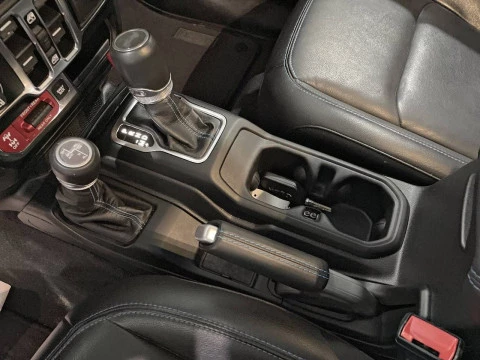 Jeep Wrangler 4p 2.0 380CV Rubicon 8ATX E6D