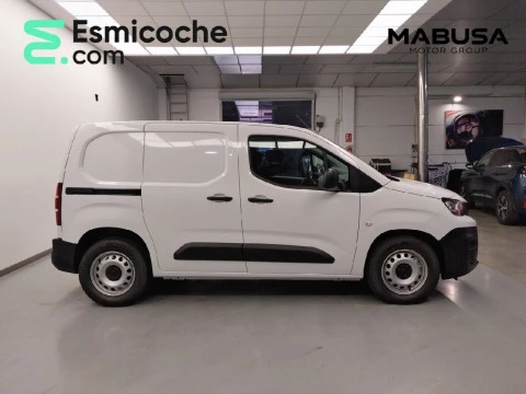 Peugeot Partner e-Partner Standard 800kg eléctrico 100 Kw (136 Cv)