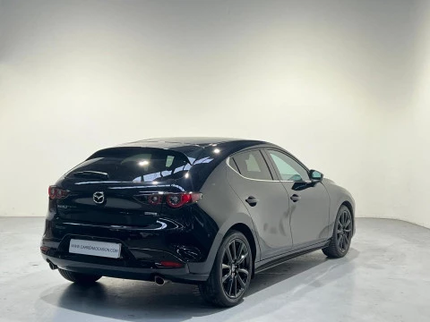 Mazda3 2.0 e-SKYACTIV-G 88KW HOMURA