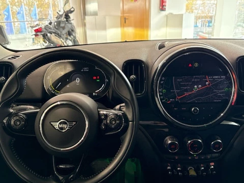 MINI Countryman Cooper S E ALL4 162 kW (220 CV)