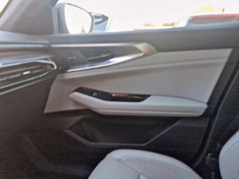 Renault Espace Iconic E-Tech full hybrid 146kW