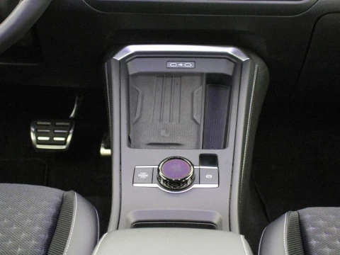 Volkswagen T-Roc 1.5 ETSI MHEV 110KW DSG R-LINE 150 5P