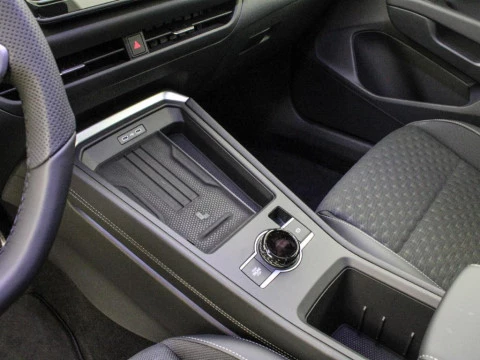 Volkswagen T-Roc 1.5 ETSI MHEV 110KW DSG R-LINE 150 5P