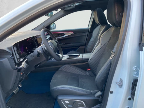 Renault Rafale Atelier Alpine E-Tech 4x4 221kW (300CV)