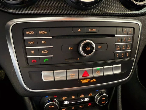 Mercedes-Benz GLA GLA 180
