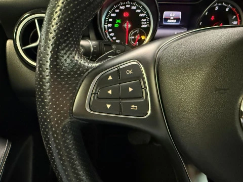 Mercedes-Benz GLA GLA 180