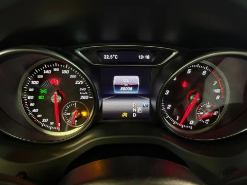 Mercedes-Benz GLA GLA 180