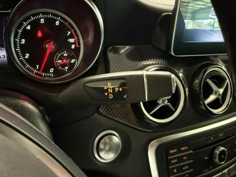 Mercedes-Benz GLA GLA 180