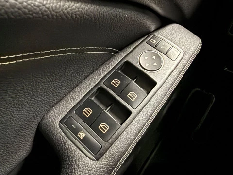 Mercedes-Benz GLA GLA 180