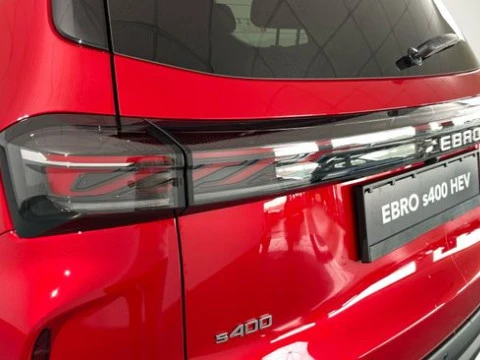 EBRO S400 1.5 DHE HEV Excellence CVT