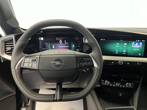 Opel Mokka BEV 54KWH 115KW GS-E 156 5P