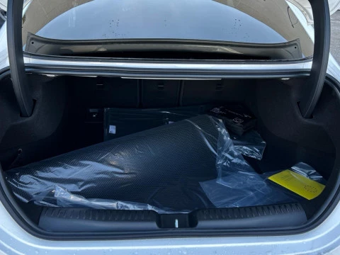 Mercedes-Benz CLA  180 con tecnologia hibrida