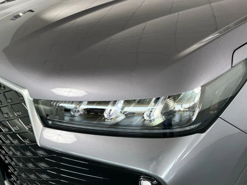 EBRO S400 1.5 DHE HEV Excellence CVT