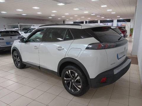 Peugeot 2008 1.5 BLUEHDI 130 S&S ALLURE AUTO 5P