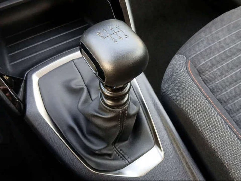 Peugeot 208 PureTech 100 Active Pack 75 kW (100 CV)