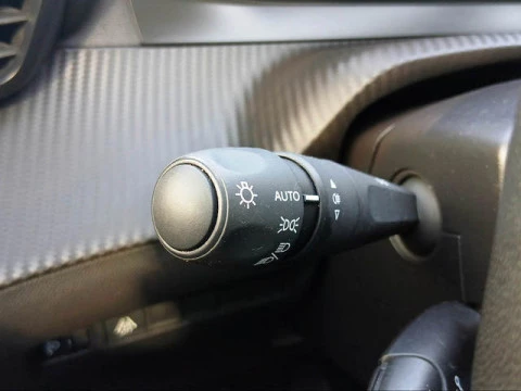 Peugeot 208 PureTech 100 Active Pack 75 kW (100 CV)