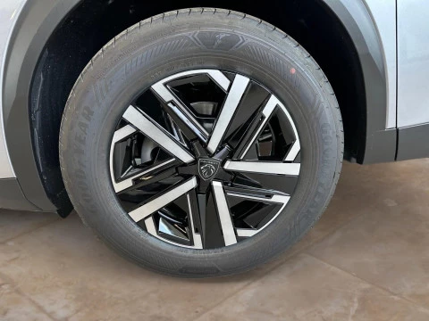 Peugeot 2008 Style Gasolina 100 S&S 6 Vel. MAN