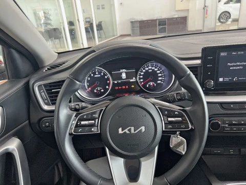 Kia Ceed 1.0 T-GDi 88kW (120CV) Drive