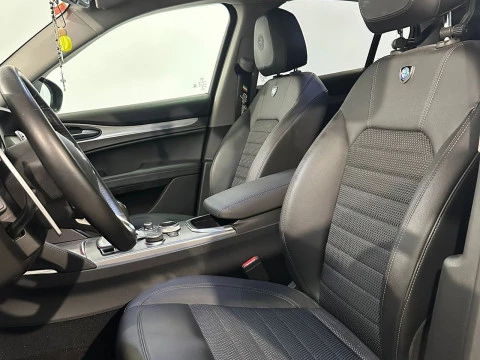 Alfa Romeo Stelvio 2.2 Diésel160CV Sprint RWD