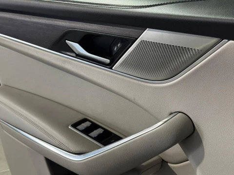 Jaguar F-Pace 2.0D L4 MHEV STANDARD AUT. AWD 163