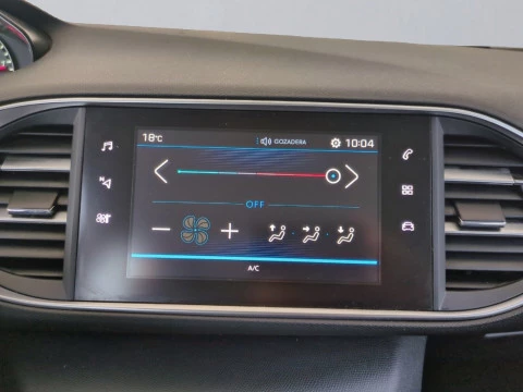 Peugeot 308 5p Business Line BlueHDi 73KW (100CV)