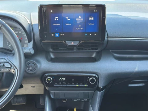 Toyota Yaris ACTIVE PLUS