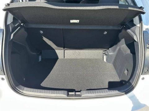 Toyota Yaris ACTIVE PLUS