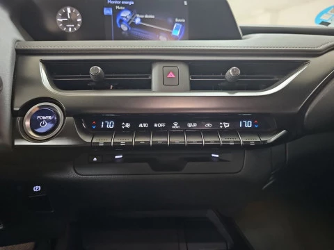 Lexus UX 2.0 250h Premium