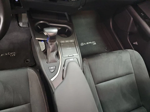 Lexus UX 2.0 250h Premium