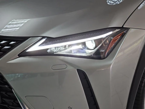 Lexus UX 2.0 250h Premium