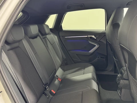 Audi A3 Sportback Black line 35 TFSI 110kW S tro