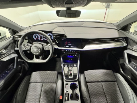 Audi A3 Sportback Black line 35 TFSI 110kW S tro