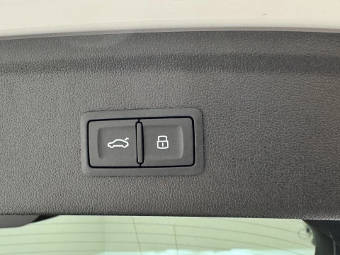 Audi A3 Sportback Black line 35 TFSI 110kW S tro