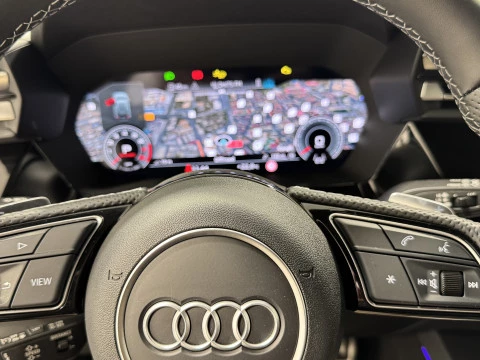 Audi A3 Sportback Black line 35 TFSI 110kW S tro