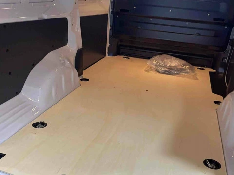 Peugeot e-Expert e-Expert Furgón 75kWh 136 Standard