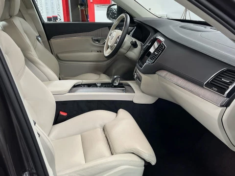 Volvo XC90 XC90 Plus, B5 (diesel) AWD, Diésel, Bright, 7 Asientos