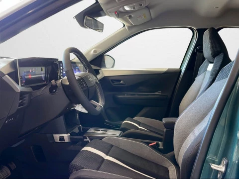 Opel Frontera 1.2T XHT Hybrid eDCT6 100kW Edition