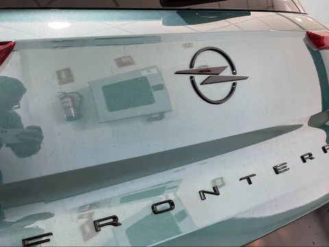 Opel Frontera 1.2T XHT Hybrid eDCT6 100kW Edition