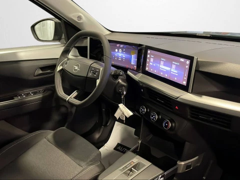Opel Frontera 1.2T XHT Hybrid eDCT6 100kW Edition