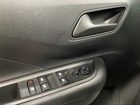 Opel Frontera 1.2T XHT Hybrid eDCT6 100kW Edition