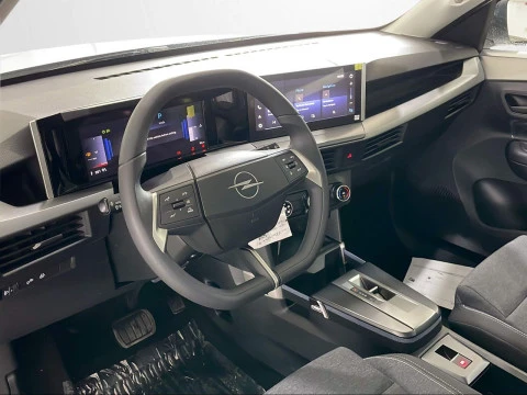 Opel Frontera 1.2T XHT Hybrid eDCT6 100kW Edition