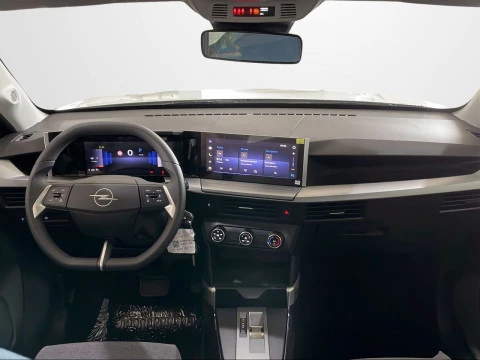 Opel Frontera 1.2T XHT Hybrid eDCT6 100kW Edition
