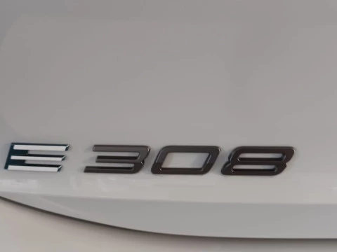 Peugeot e-308 5P Allure Eléctrico 115kW (156CV) 54kWh