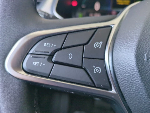 Renault Captur techno Fast Track E-Tech híbrido 105 kW